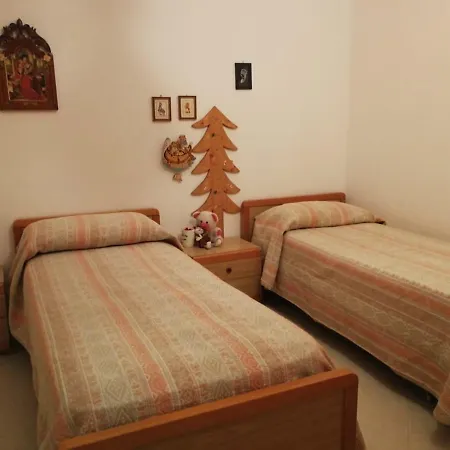 Affittacamere Casa Dei Pini *